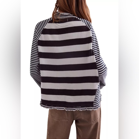 WE THE FREE PUNK PLAYFUL STRIPE TEE SIZE MEDIUM - Picture 3 of 7